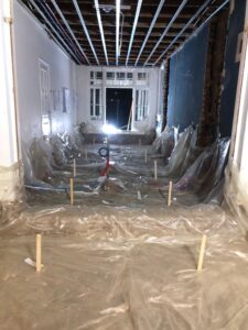 Schuimbeton storten bij woning in Twente