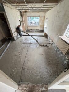 Schuimbeton storten bij hoekwoning in Amersfoort